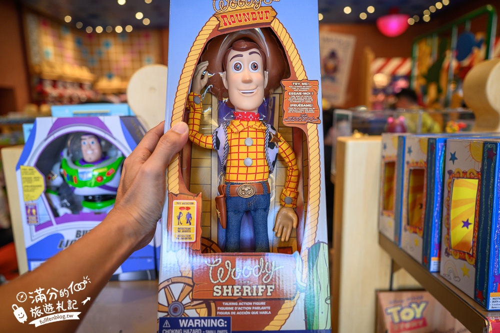 【2026香港迪士尼樂園攻略】哪類人必買快速通關迪士尼尊享卡,提前一小時入園優勢是什麼?加碼必看遊行和精彩煙火秀.親子同行這樣安排超輕鬆! 【2026香港迪士尼樂園攻略】哪類人必買快速通關迪士尼尊享卡,提前一小時入園優勢是什麼?加碼必看遊行和精彩煙火秀.親子同行這樣安排超輕鬆!