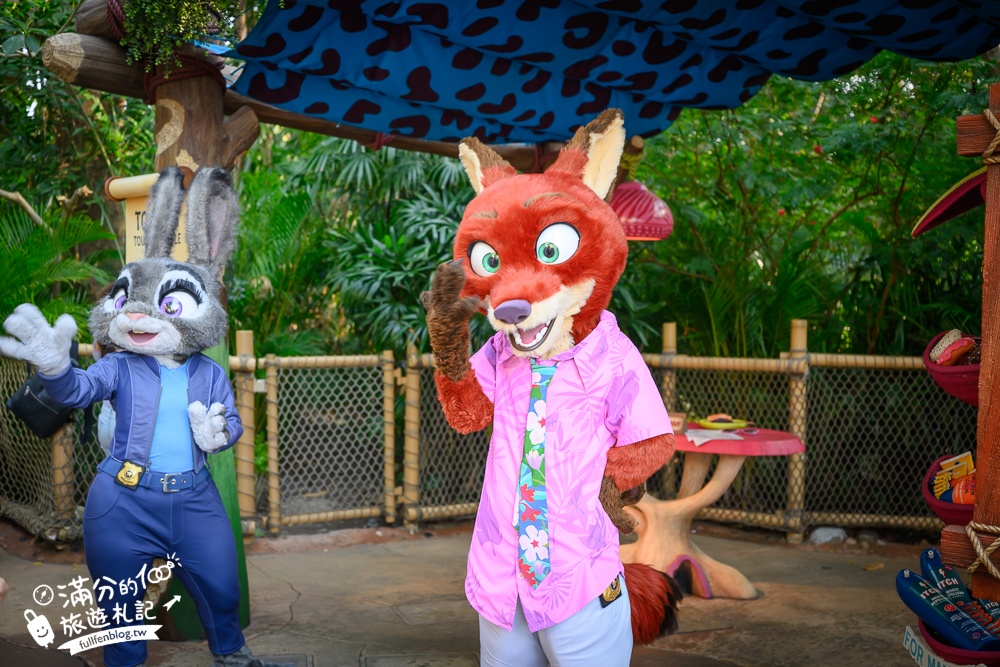 【2026香港迪士尼樂園攻略】哪類人必買快速通關迪士尼尊享卡,提前一小時入園優勢是什麼?加碼必看遊行和精彩煙火秀.親子同行這樣安排超輕鬆! 【2026香港迪士尼樂園攻略】哪類人必買快速通關迪士尼尊享卡,提前一小時入園優勢是什麼?加碼必看遊行和精彩煙火秀.親子同行這樣安排超輕鬆!