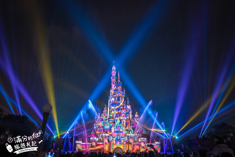 【2026香港迪士尼樂園攻略】哪類人必買快速通關迪士尼尊享卡,提前一小時入園優勢是什麼?加碼必看遊行和精彩煙火秀.親子同行這樣安排超輕鬆! 【2026香港迪士尼樂園攻略】哪類人必買快速通關迪士尼尊享卡,提前一小時入園優勢是什麼?加碼必看遊行和精彩煙火秀.親子同行這樣安排超輕鬆!