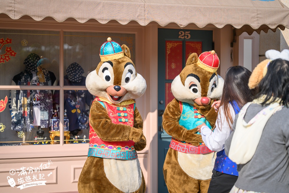 【2026香港迪士尼樂園攻略】哪類人必買快速通關迪士尼尊享卡,提前一小時入園優勢是什麼?加碼必看遊行和精彩煙火秀.親子同行這樣安排超輕鬆! 【2026香港迪士尼樂園攻略】哪類人必買快速通關迪士尼尊享卡,提前一小時入園優勢是什麼?加碼必看遊行和精彩煙火秀.親子同行這樣安排超輕鬆!