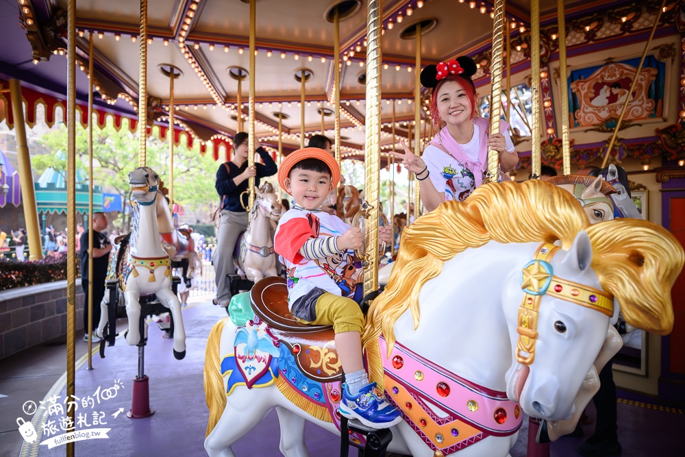 【2026香港迪士尼樂園攻略】哪類人必買快速通關迪士尼尊享卡,提前一小時入園優勢是什麼?加碼必看遊行和精彩煙火秀.親子同行這樣安排超輕鬆! 【2026香港迪士尼樂園攻略】哪類人必買快速通關迪士尼尊享卡,提前一小時入園優勢是什麼?加碼必看遊行和精彩煙火秀.親子同行這樣安排超輕鬆!