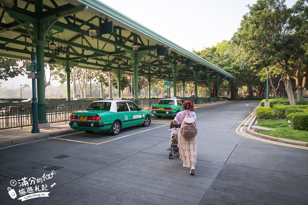 【2026香港迪士尼樂園攻略】哪類人必買快速通關迪士尼尊享卡,提前一小時入園優勢是什麼?加碼必看遊行和精彩煙火秀.親子同行這樣安排超輕鬆! 【2026香港迪士尼樂園攻略】哪類人必買快速通關迪士尼尊享卡,提前一小時入園優勢是什麼?加碼必看遊行和精彩煙火秀.親子同行這樣安排超輕鬆!