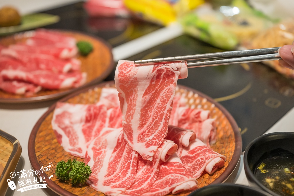 【鍋泰暖泰式南洋火鍋-新北土城店】南洋風泰式火鍋吃到飽,時蔬.火鍋料.飲料&冰淇淋無限暢食!