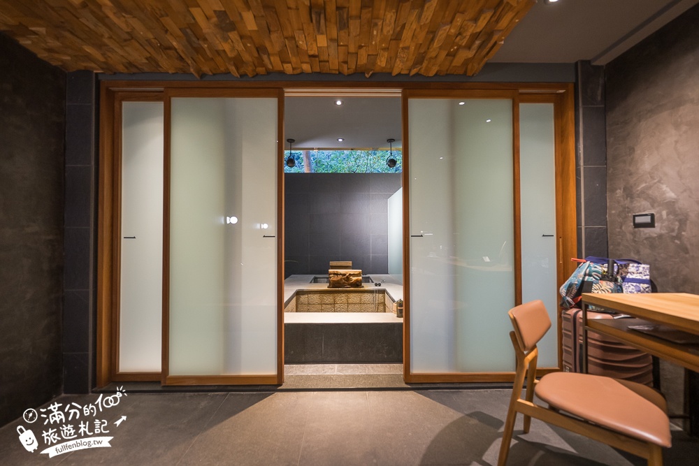 苗栗【泰安觀止溫泉會館】一泊二食溫泉客房開箱.可住宿可泡湯.被森林包圍的清水模溫泉城堡!