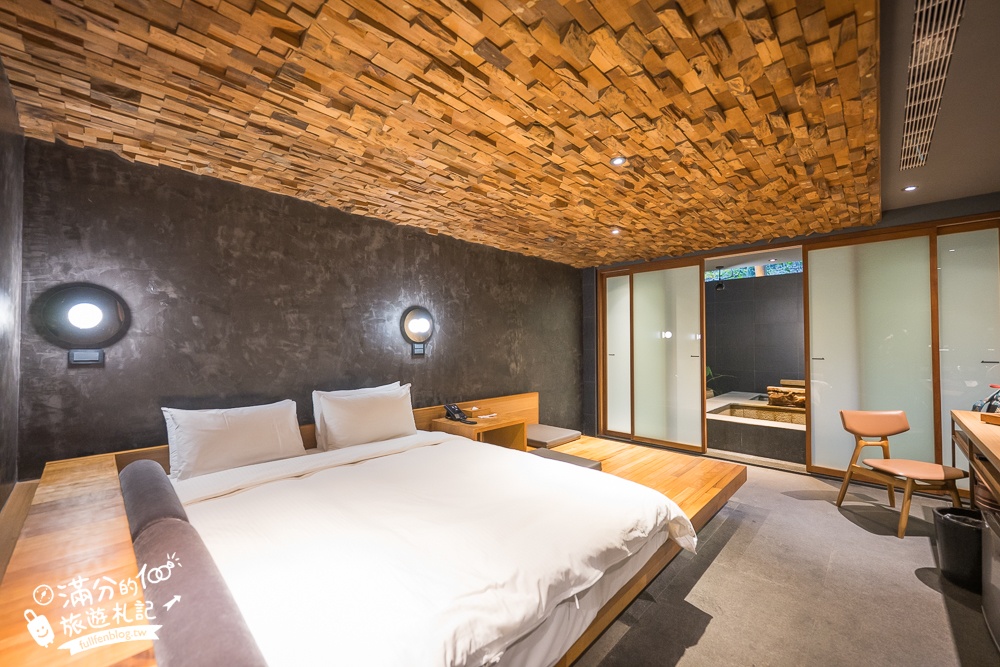 苗栗【泰安觀止溫泉會館】一泊二食溫泉客房開箱.可住宿可泡湯.被森林包圍的清水模溫泉城堡!