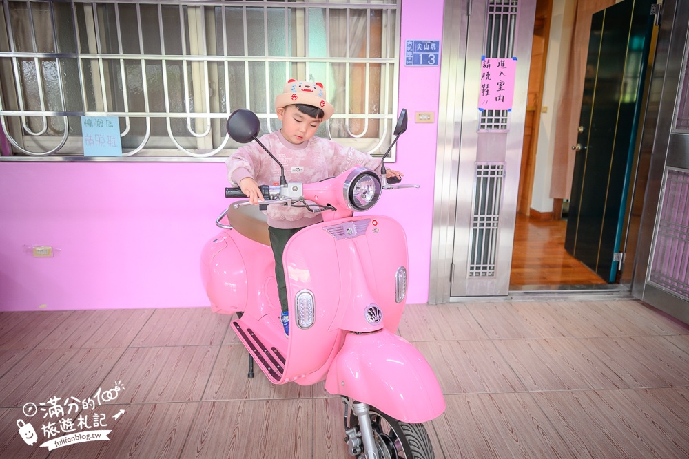 雲林新景點【有風的地方森林療癒咖啡】麝香木粉紅階梯超夢幻.賞花海.登大峽谷巨石,自然景觀好震撼! 雲林新景點【有風的地方森林療癒咖啡】麝香木粉紅階梯超夢幻.賞花海.登大峽谷巨石,自然景觀好震撼!