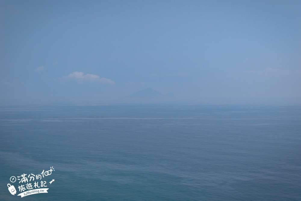 宜蘭【等日初】壯圍最新海景第一排景觀咖啡館.眺望龜山島.步行一分鐘即達海灘!