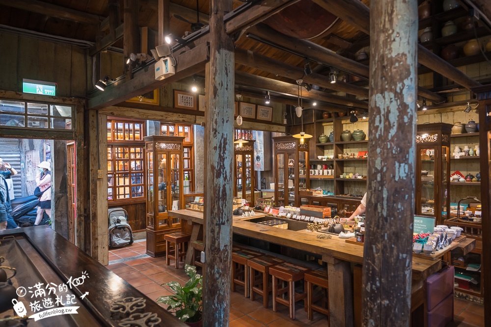新北【九份茶坊】九份第一間茶藝館！百年古厝茶樓~走進神隱少女的下午茶時光!