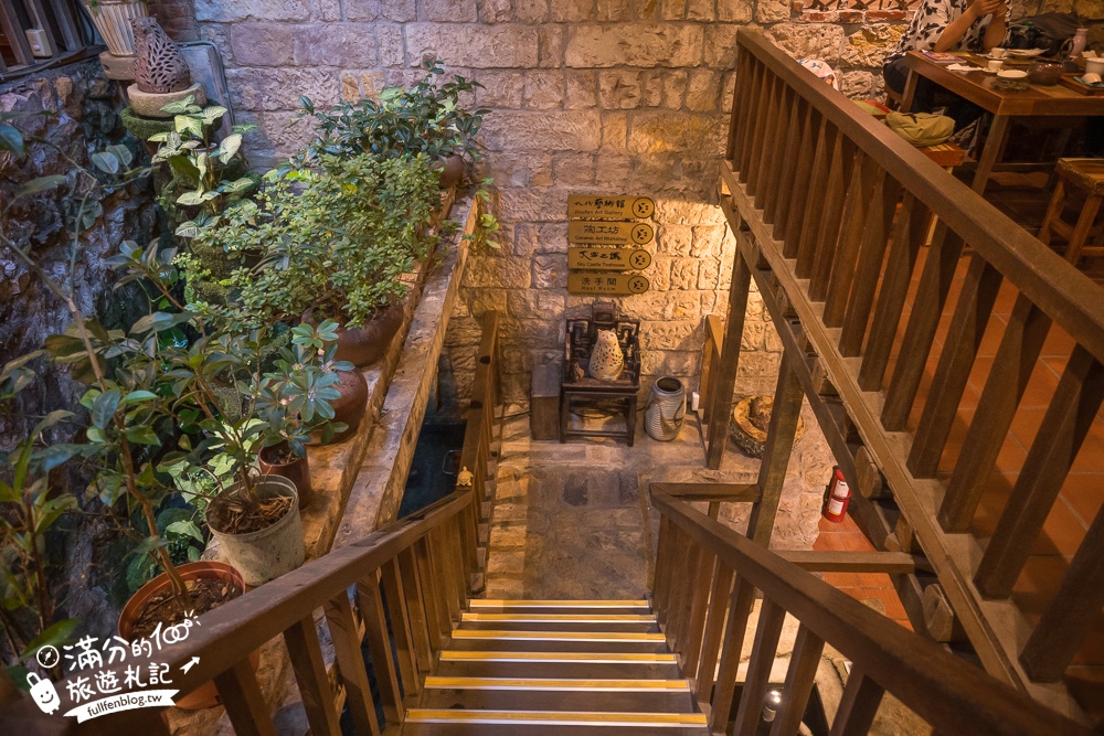 新北【九份茶坊】九份第一間茶藝館！百年古厝茶樓~走進神隱少女的下午茶時光!