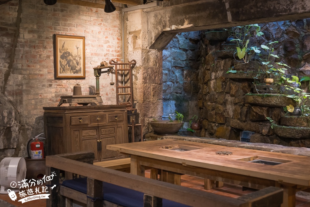 新北【九份茶坊】九份第一間茶藝館！百年古厝茶樓~走進神隱少女的下午茶時光!