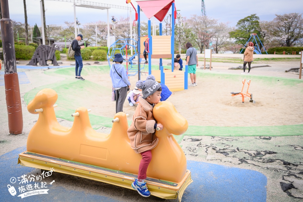 名古屋親子景點【戶田川綠地公園】免門票入園.必體驗賞櫻高空腳踏車.滾輪溜滑梯.遊戲場通通免費玩!