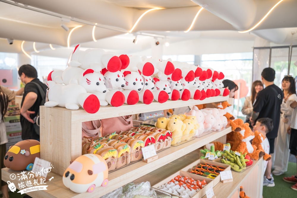 宜蘭【遛遛三星】全台唯一白狐狸主題農場,與白狐狸＆赤狐互動.還能玩鹿角蕨手作.當小小農夫和爬蟲偵查員,太好玩啦!