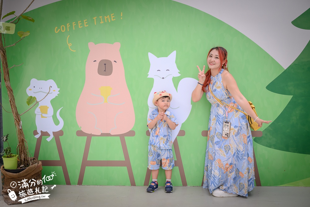 宜蘭【遛遛三星】全台唯一白狐狸主題農場,與白狐狸＆赤狐互動.還能玩鹿角蕨手作.當小小農夫和爬蟲偵查員,太好玩啦!