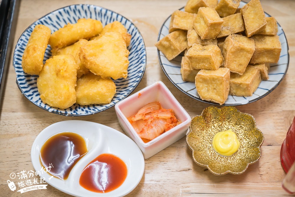 彰化火車站美食【秋本家】浮誇系平價日式定食.天守閣城堡&車輪都上桌,還有超狂30公分黃金炸豬排!