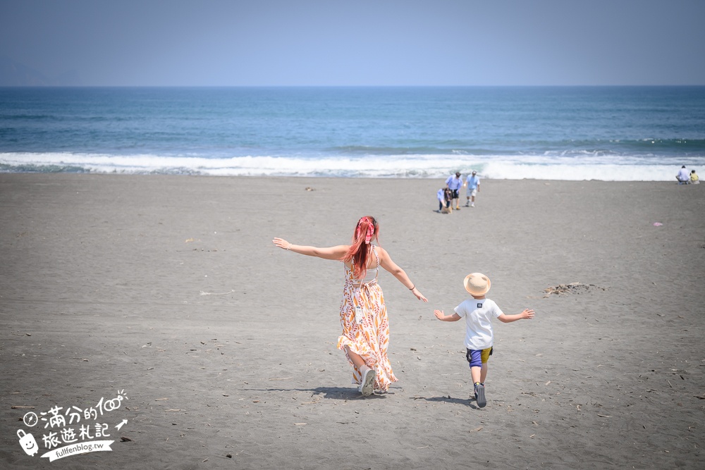 宜蘭【等日初】壯圍最新海景第一排景觀咖啡館.眺望龜山島.步行一分鐘即達海灘!