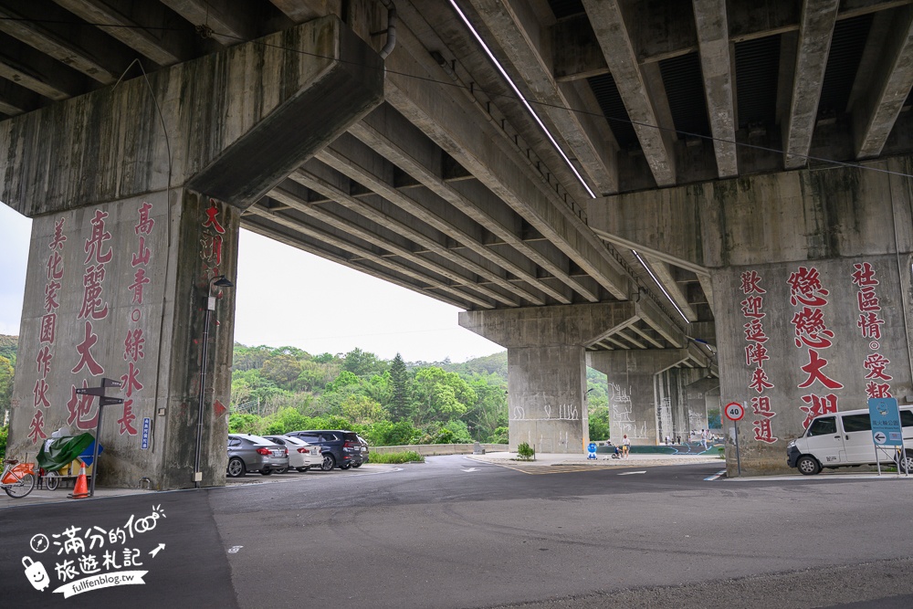 新竹【風火輪公園】高架橋下的賽道樂園！免門票&免日曬雨淋又刺激,滑步車迷必訪