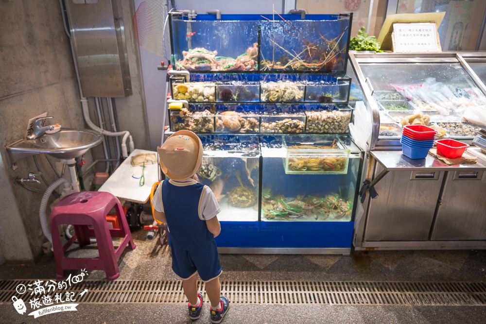 新竹【竹風魚市】南寮漁港大轉型,搭配波光市集這樣玩.全台最美大波浪魚市場,必吃生魚片＆海鮮餐廳一條街!