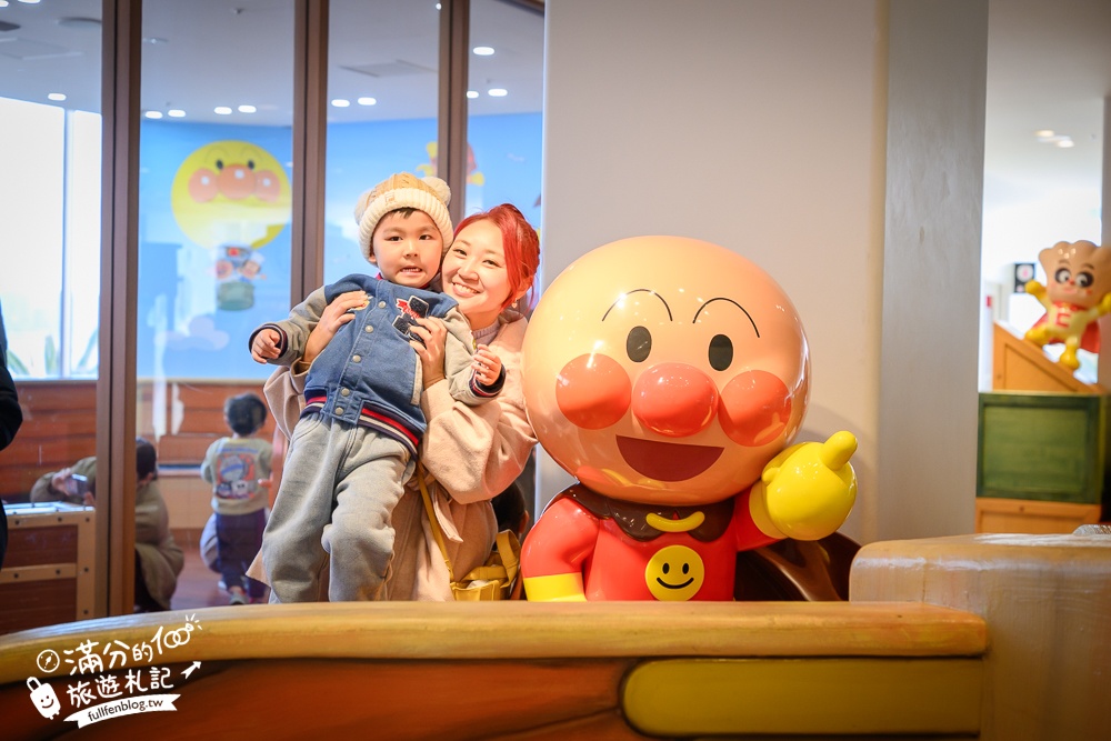 2026神戶親子景點【神戶麵包超人兒童博物館全攻略】門票購買&預約.必買造型麵包~三歲小孩的放電指南！