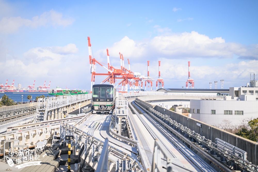 【神戶動物王國】大人小孩都瘋狂！親子推車友善溫室動物園.必體驗騎駱駝.騎馬.零距離餵食的動物天堂!