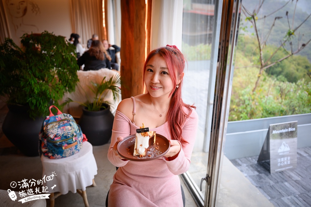 南投【Mountain Bica Cafe】清境彼卡山景觀咖啡,好停車空間大,下午茶望山嵐超放鬆!
