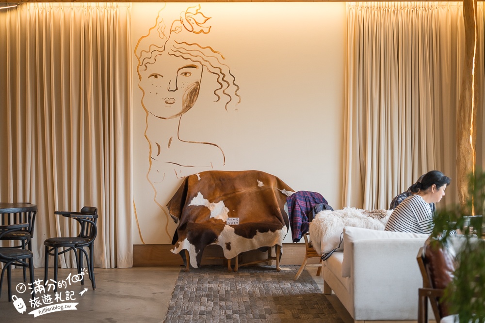 南投【Mountain Bica Cafe】清境彼卡山景觀咖啡,好停車空間大,下午茶望山嵐超放鬆!