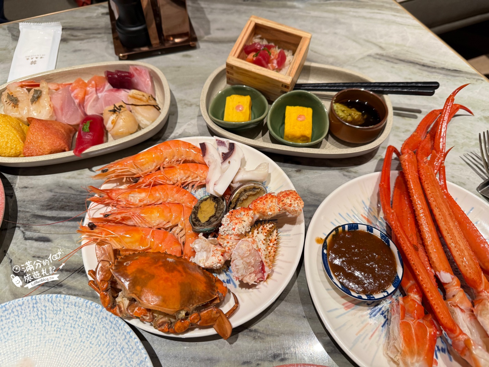 桃園吃到飽【島語桃園台茂店】全台最難訂位的頂級自助吧Buffet,必吃生魚片.鱈場蟹腳.海膽干貝手捲直接回本! @滿分的旅遊札記