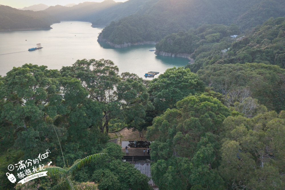 桃園【水漾石門景觀餐廳】大溪水庫湖景第一排景觀咖啡.免收服務費.坐在玻璃屋用餐仙氣十足!
