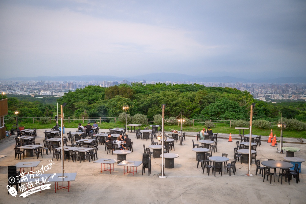 台中【望高莊園】180度超廣角百萬夜景餐廳.熱炒.火鍋.泡腳.下午茶一次滿足!