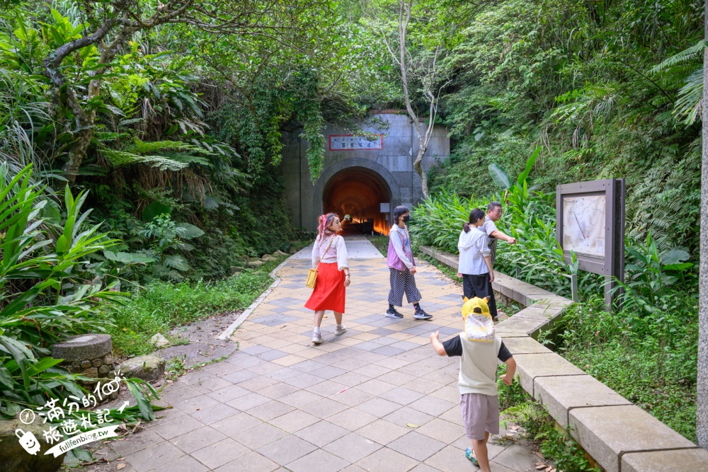 桃園【舊百吉隧道】大溪夢幻金色洞穴！五分鐘輕鬆走完神隱少女魔幻場景，免費參觀超加分!