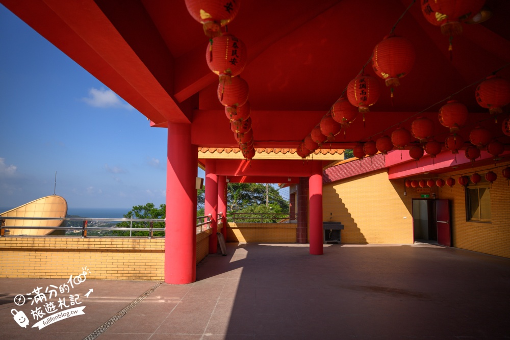 新北【金山財神廟】最新巨無霸元寶咖啡館.來與財神喝咖啡.生意人必訪.全台最靈驗的財神廟! 新北【金山財神廟】最新巨無霸元寶咖啡館.來與財神喝咖啡.生意人必訪.全台最靈驗的財神廟!