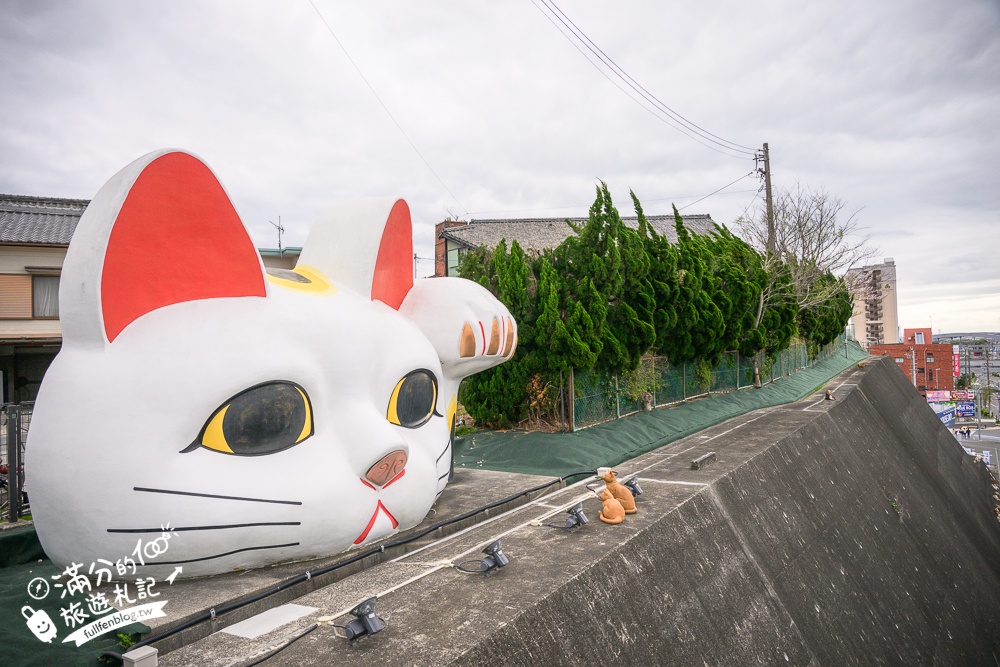 名古屋景點【常滑市巨無霸招財貓】招財貓的故鄉.玩拍攻略＆交通方式,順遊祈福陶製招財貓散步道!