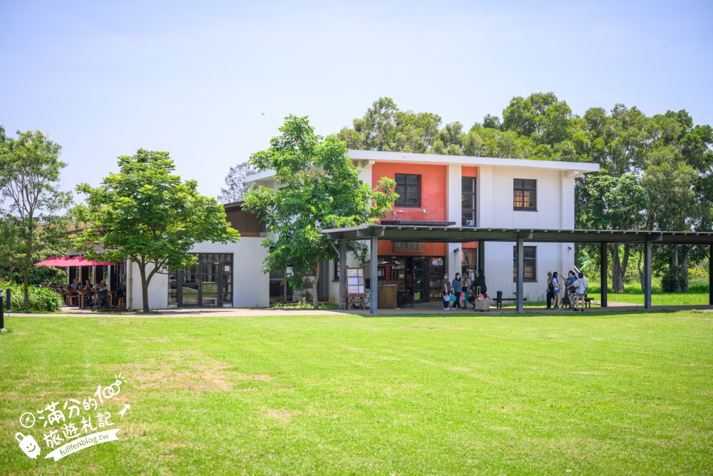 桃園【好客食堂】觀音秘境景觀餐廳.蓮花池第一排搖滾區.水上玻璃屋裡品嚐客家料理!