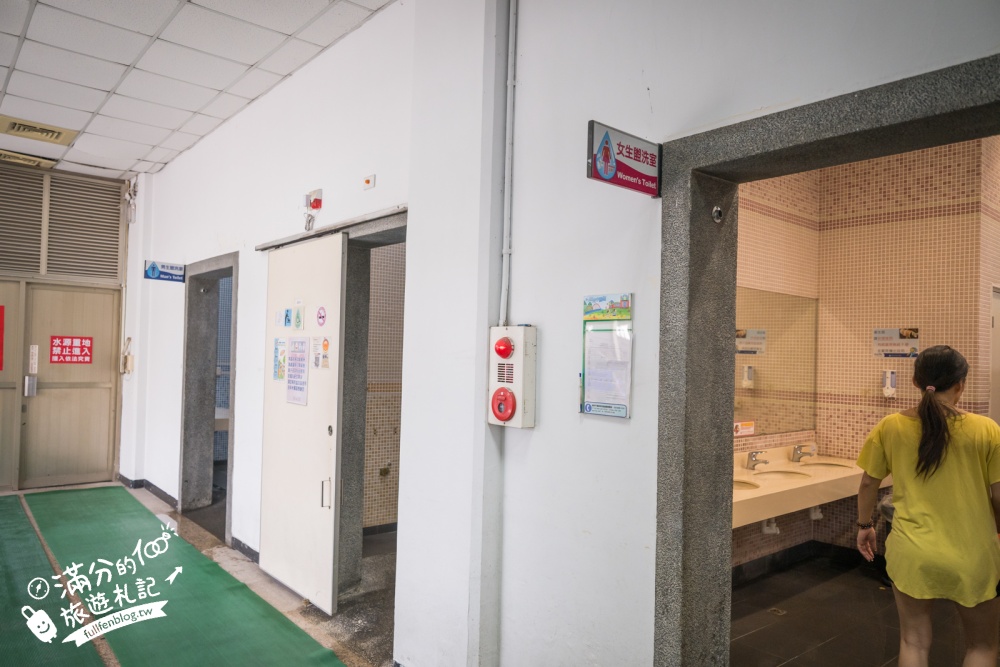 台北【自來水園區】公館最省心玩水勝地,門票只要銅板價,免穿泳裝泳帽輕鬆玩水,爸媽不崩潰遛娃基地!