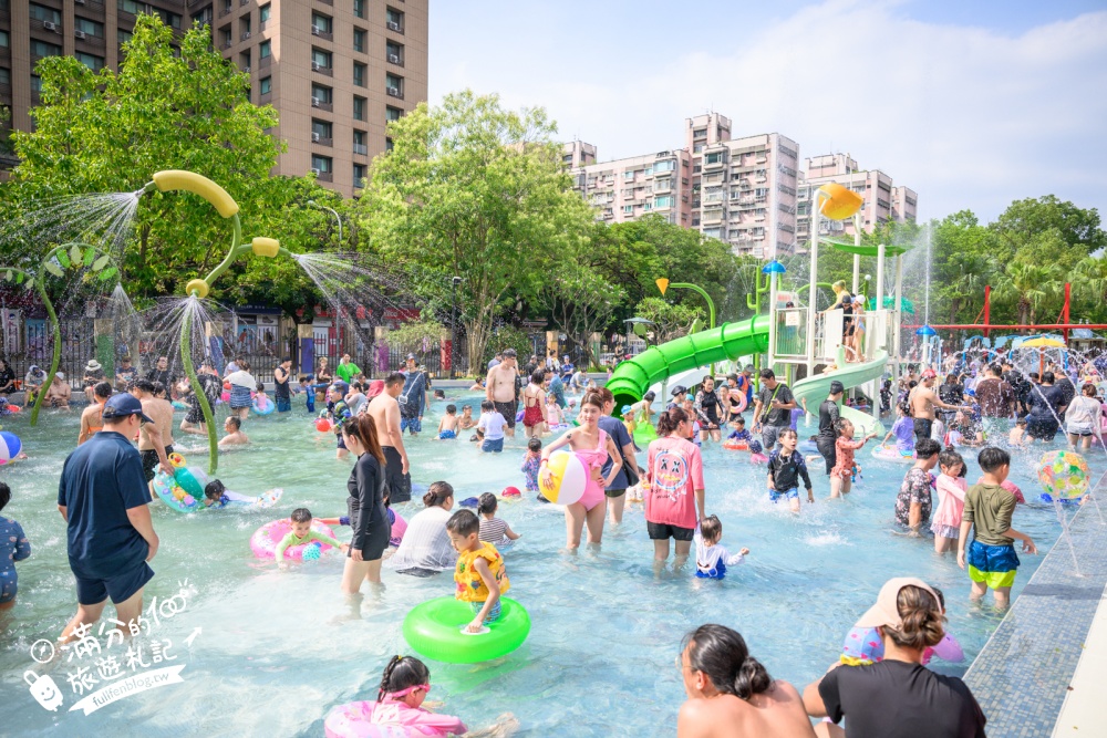 台北【自來水園區】公館最省心玩水勝地,門票只要銅板價,免穿泳裝泳帽輕鬆玩水,爸媽不崩潰遛娃基地!