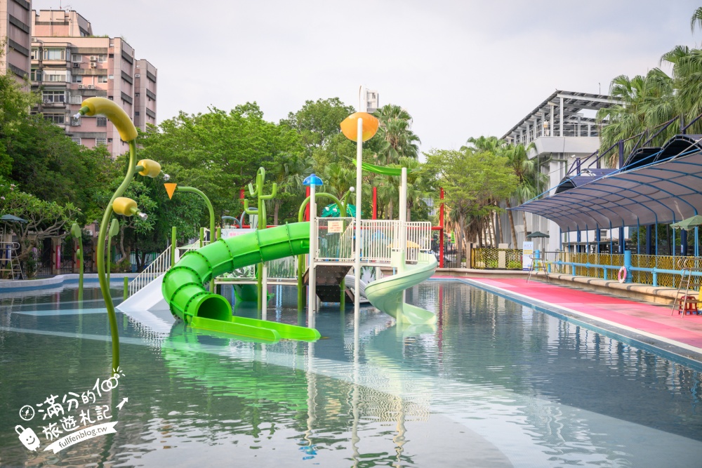 台北【自來水園區】公館最省心玩水勝地,門票只要銅板價,免穿泳裝泳帽輕鬆玩水,爸媽不崩潰遛娃基地!