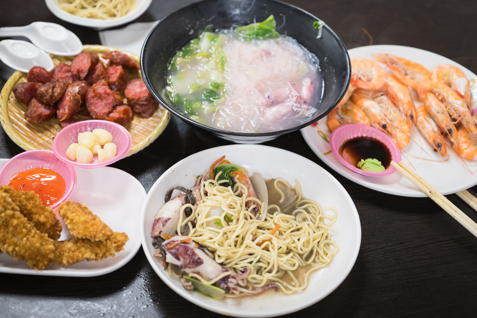 延伸閱讀：新北【海口組食堂】4.5星高評價的北海岸海鮮餐廳,必吃海鮮什錦炒麵.還能欣賞無敵海景!
