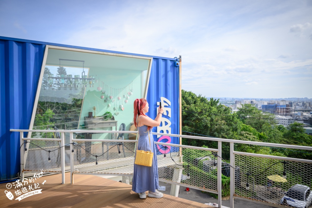 桃園【秘覓良品.山上花兒開了咖啡景觀餐廳】蘆竹百萬夜景秘境.頂上玻璃屋好夢幻.可以輕鬆看飛機和高鐵 桃園【秘覓良品.山上花兒開了咖啡景觀餐廳】蘆竹百萬夜景秘境.頂上玻璃屋好夢幻.可以輕鬆看飛機和高鐵