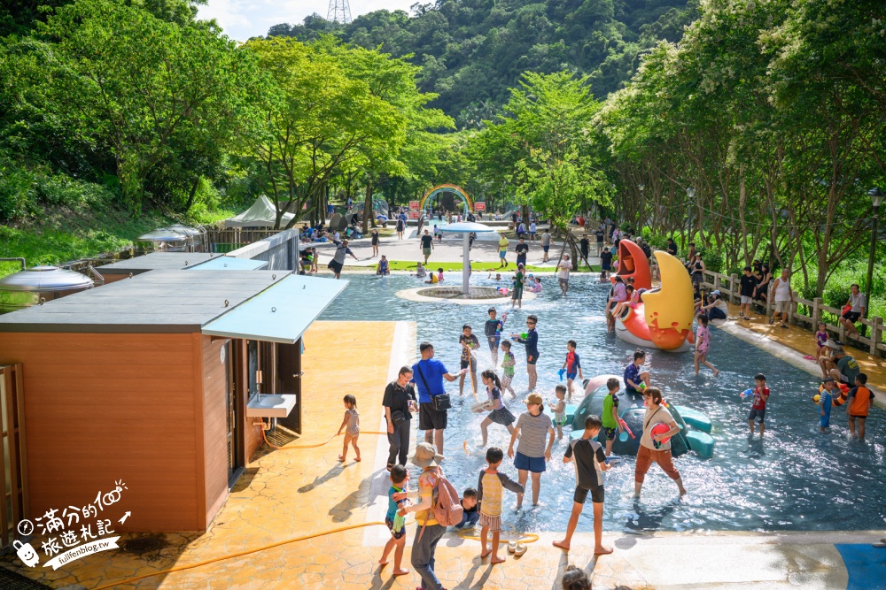 【2026暖暖親水公園2.0玩水攻略】基隆免門票玩水景點.噴水開放時間!,彩虹戲水池好繽紛.大象溜滑梯.噴泉水舞沁涼好玩! 【2026暖暖親水公園2.0玩水攻略】基隆免門票玩水景點.噴水開放時間!,彩虹戲水池好繽紛.大象溜滑梯.噴泉水舞沁涼好玩!