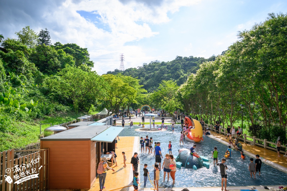 【2026暖暖親水公園2.0玩水攻略】基隆免門票玩水景點.噴水開放時間!,彩虹戲水池好繽紛.大象溜滑梯.噴泉水舞沁涼好玩! 【2026暖暖親水公園2.0玩水攻略】基隆免門票玩水景點.噴水開放時間!,彩虹戲水池好繽紛.大象溜滑梯.噴泉水舞沁涼好玩!