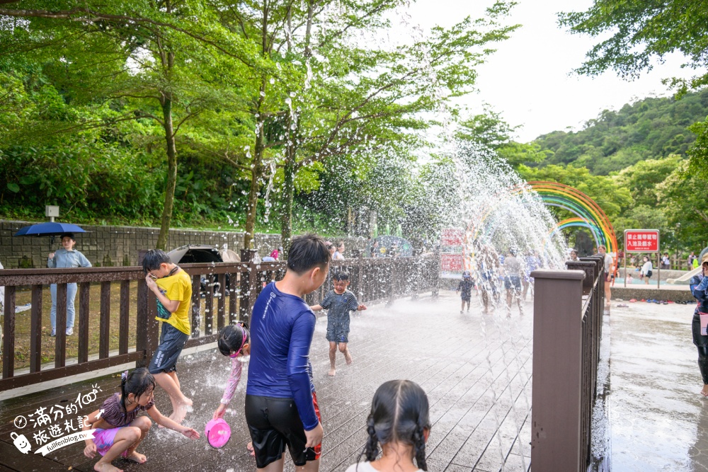 【2026暖暖親水公園2.0玩水攻略】基隆免門票玩水景點.噴水開放時間!,彩虹戲水池好繽紛.大象溜滑梯.噴泉水舞沁涼好玩! 【2026暖暖親水公園2.0玩水攻略】基隆免門票玩水景點.噴水開放時間!,彩虹戲水池好繽紛.大象溜滑梯.噴泉水舞沁涼好玩!