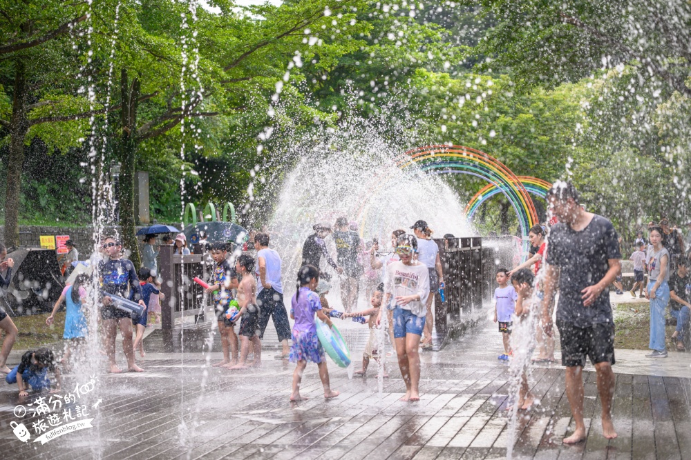 【2026暖暖親水公園2.0玩水攻略】基隆免門票玩水景點.噴水開放時間!,彩虹戲水池好繽紛.大象溜滑梯.噴泉水舞沁涼好玩! 【2026暖暖親水公園2.0玩水攻略】基隆免門票玩水景點.噴水開放時間!,彩虹戲水池好繽紛.大象溜滑梯.噴泉水舞沁涼好玩!