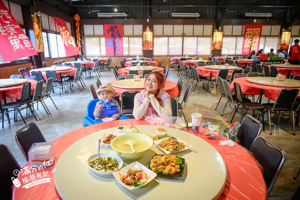 35甕缸雞|大圓桌用餐空間 35甕缸雞|大圓桌用餐空間