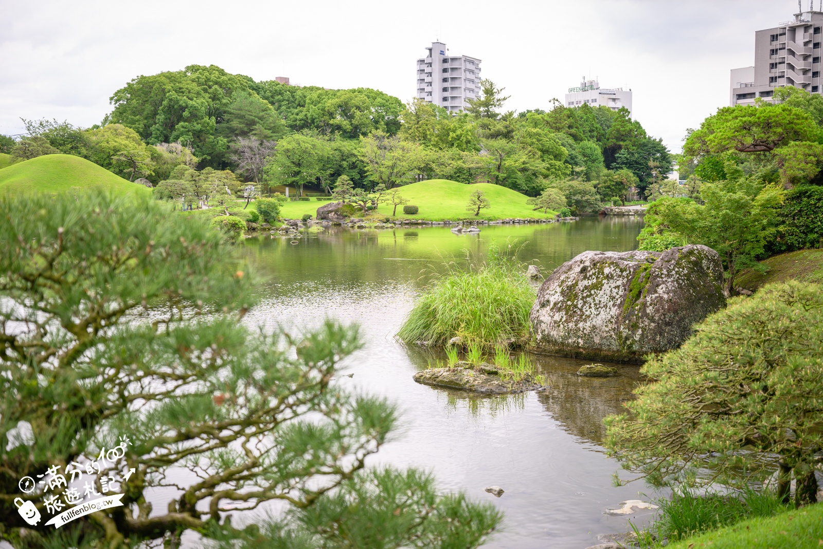 熊本【水前寺成趣園】最新玩樂＆交通攻略.熊本迷你版富士山.參拜出水神社，還能體驗和服逛商店街!