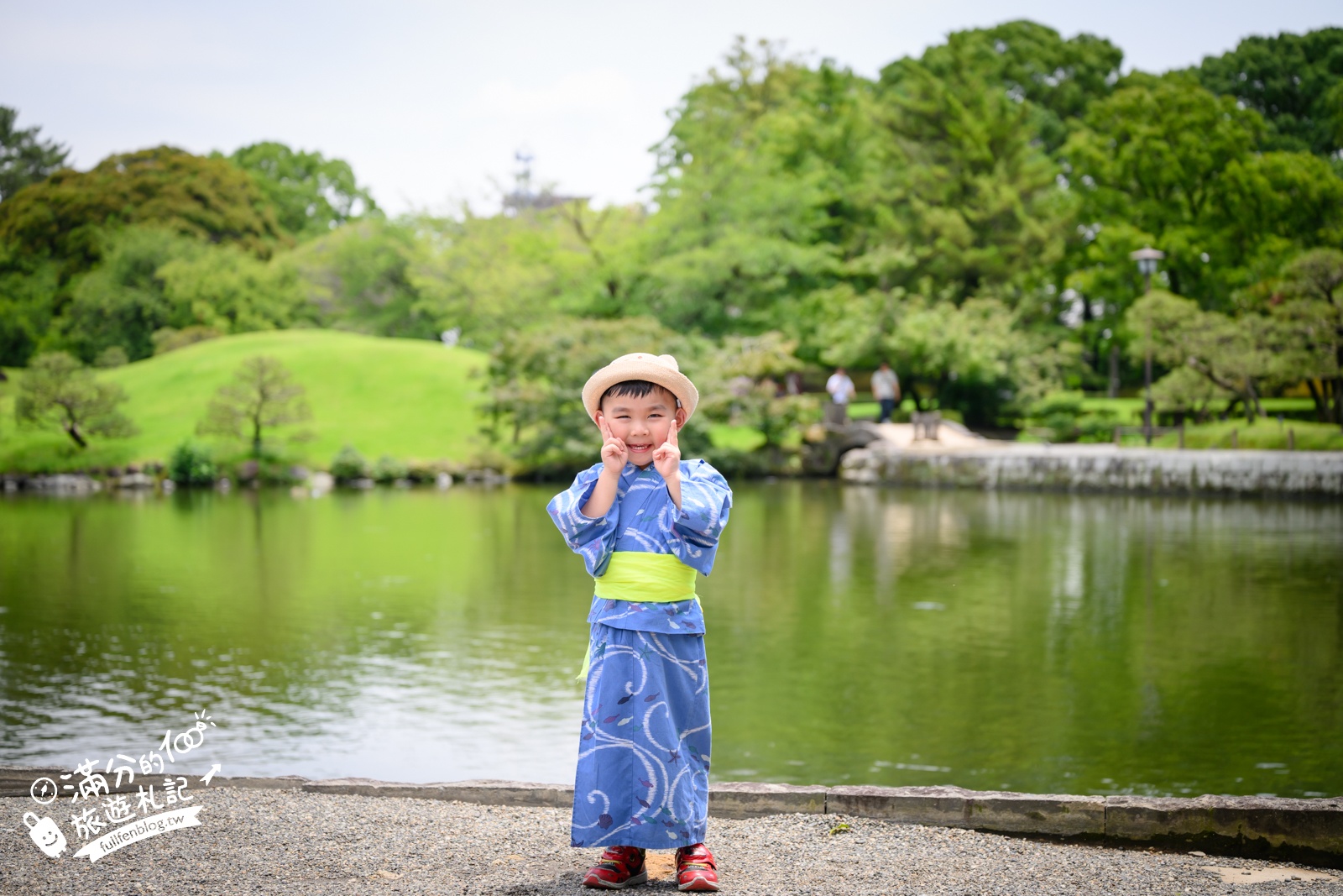 熊本和服體驗【和Collection美都.水前寺公園店】穿和服.免費逛日式庭院.還有專人幫你拍美麗和服照!