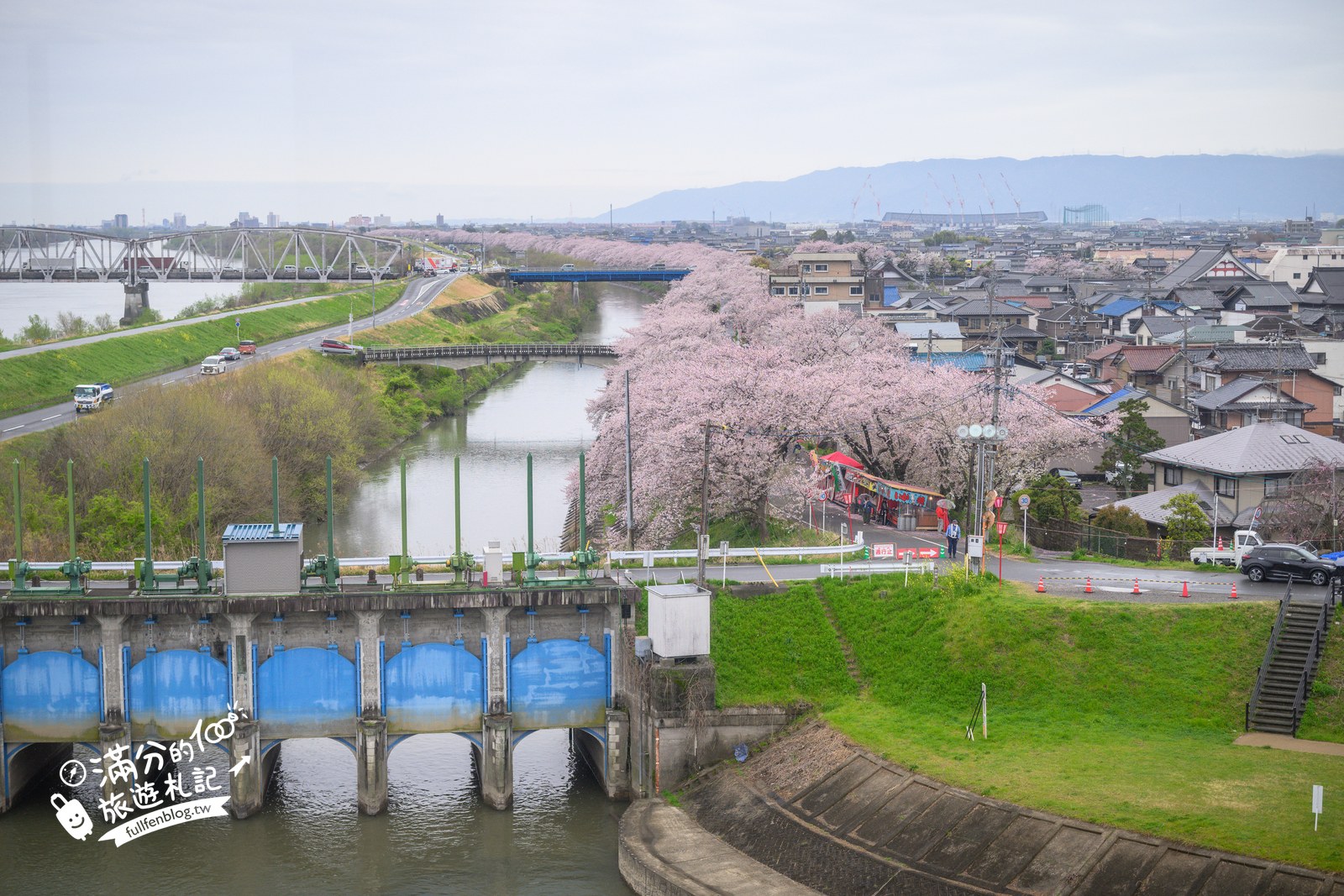 日本岐阜【墨俣一夜城址公園】免費賞櫻、登天守看櫻花隧道，交通門票一次看!