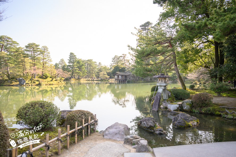 日本金澤【兼六園】日本三名園賞櫻名所.霞ヶ池徽軫灯籠.交通門票與賞櫻動線攻略! 日本金澤【兼六園】日本三名園賞櫻名所.霞ヶ池徽軫灯籠.交通門票與賞櫻動線攻略!