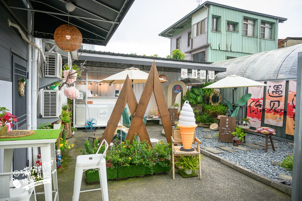 巷弄裡吃冰｜週末限定的小店門面