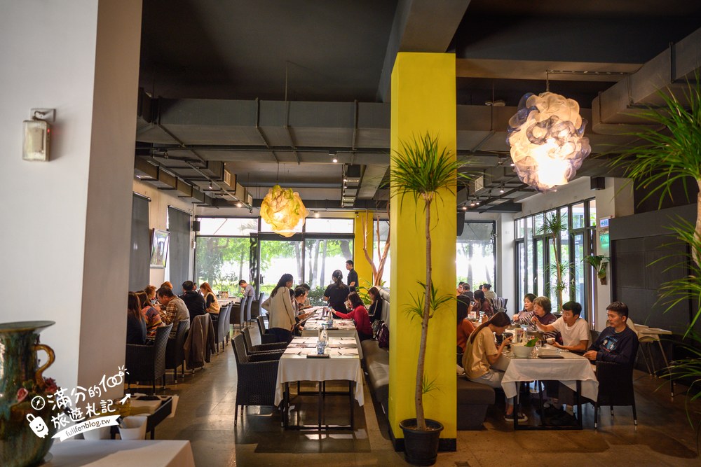 家園咖啡牛排|用餐空間 家園咖啡牛排|用餐空間