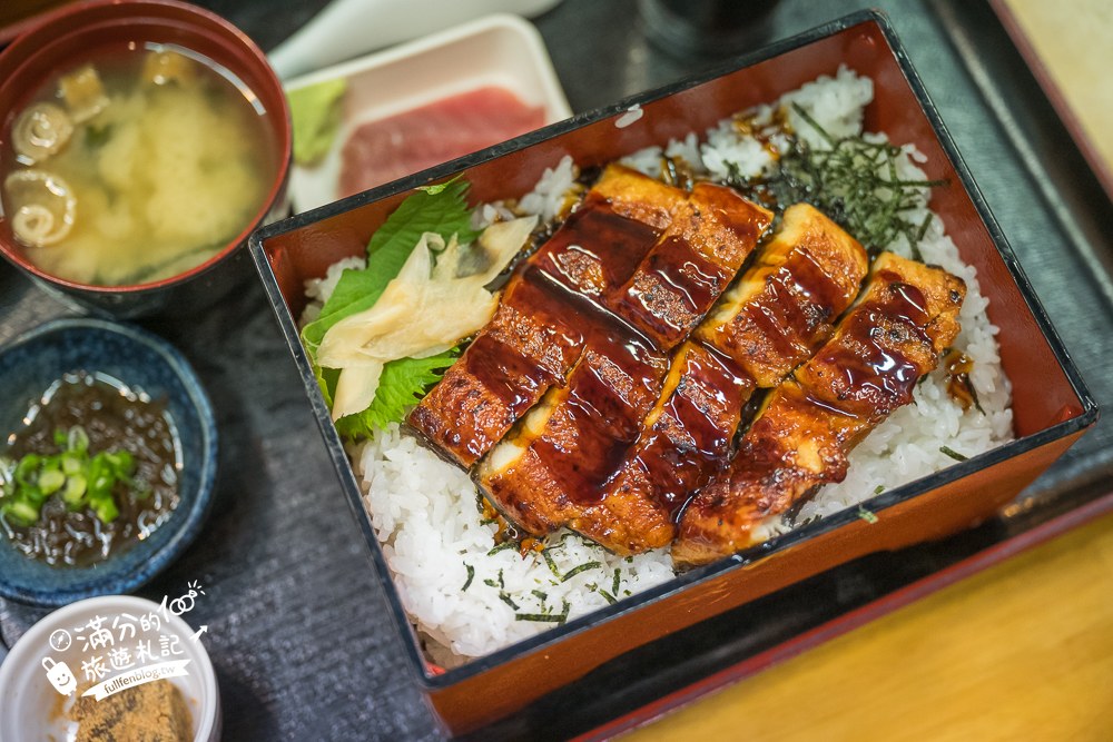 魚屋直營食堂｜魚屋直営食堂 魚まる（小禄本店）｜海鮮丼與鰻魚飯