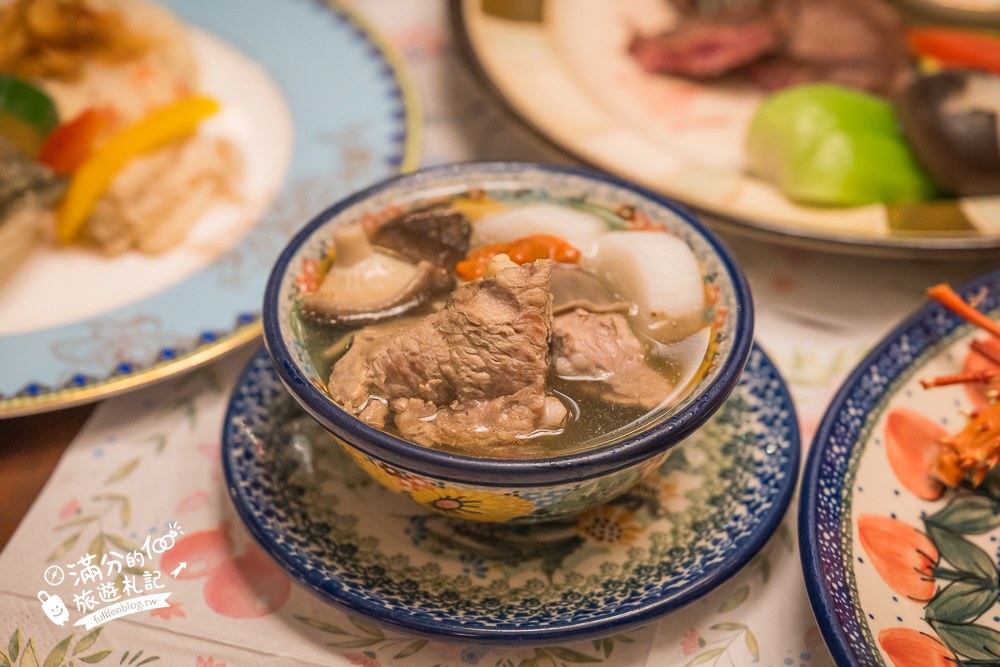水上明月海景旅店｜七星潭水上明月海景渡假旅店｜3樓西餐廳一泊三食晚餐
